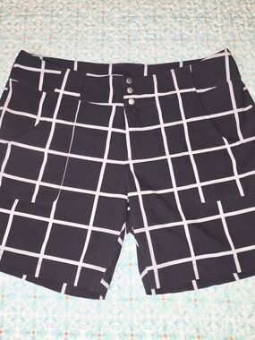 Black Grid Print Womans Bermuda Shorts
